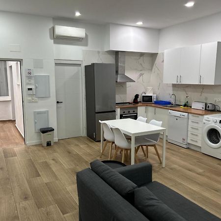 Bieti Castellon Hostel กัสเตญองเดลาปลานา ภายนอก รูปภาพ