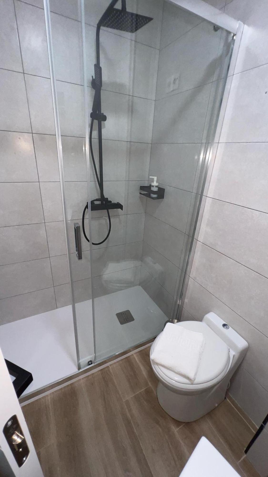 Bieti Castellon Hostel กัสเตญองเดลาปลานา ภายนอก รูปภาพ
